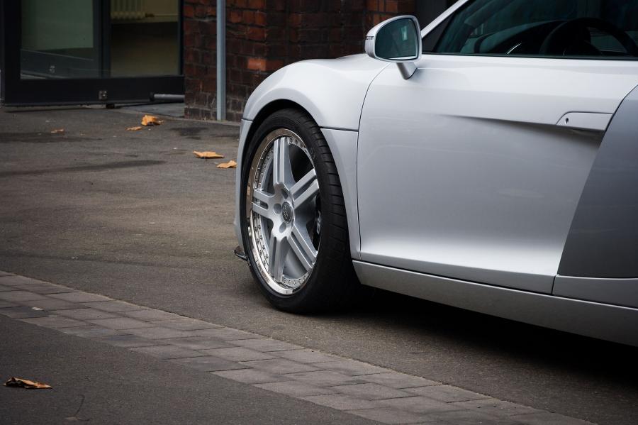 Детали экстерьера Audi R8 by Edo Competition 2007 года  (фото 4 из 19)